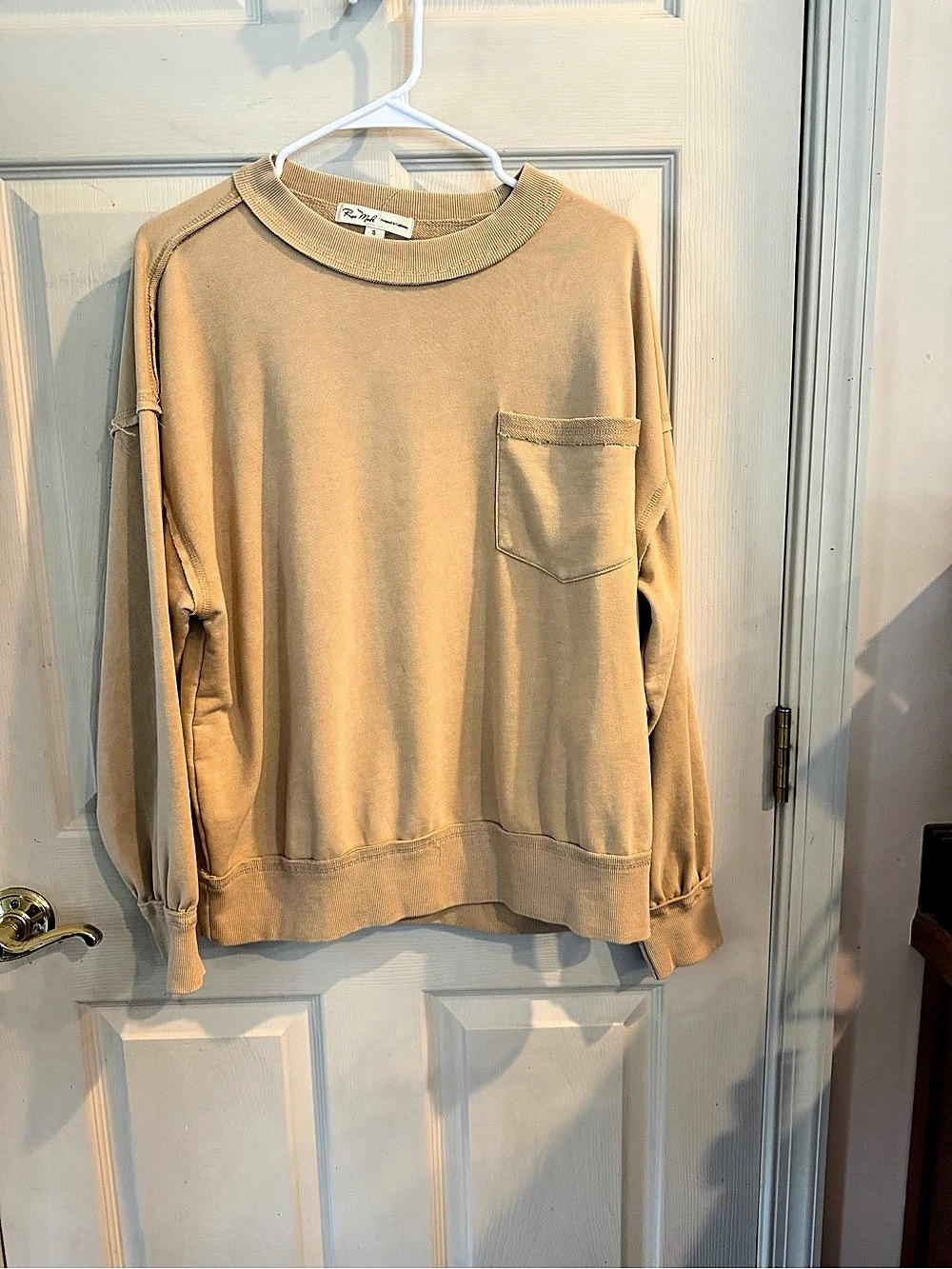 NWOT RAE QUICK FIX MINERAL WASH CREW NECK SMALL